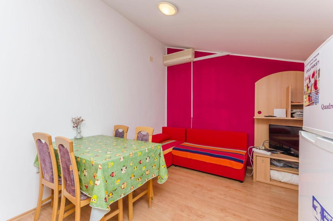 Apartments Mira I Vodice Ngoại thất bức ảnh