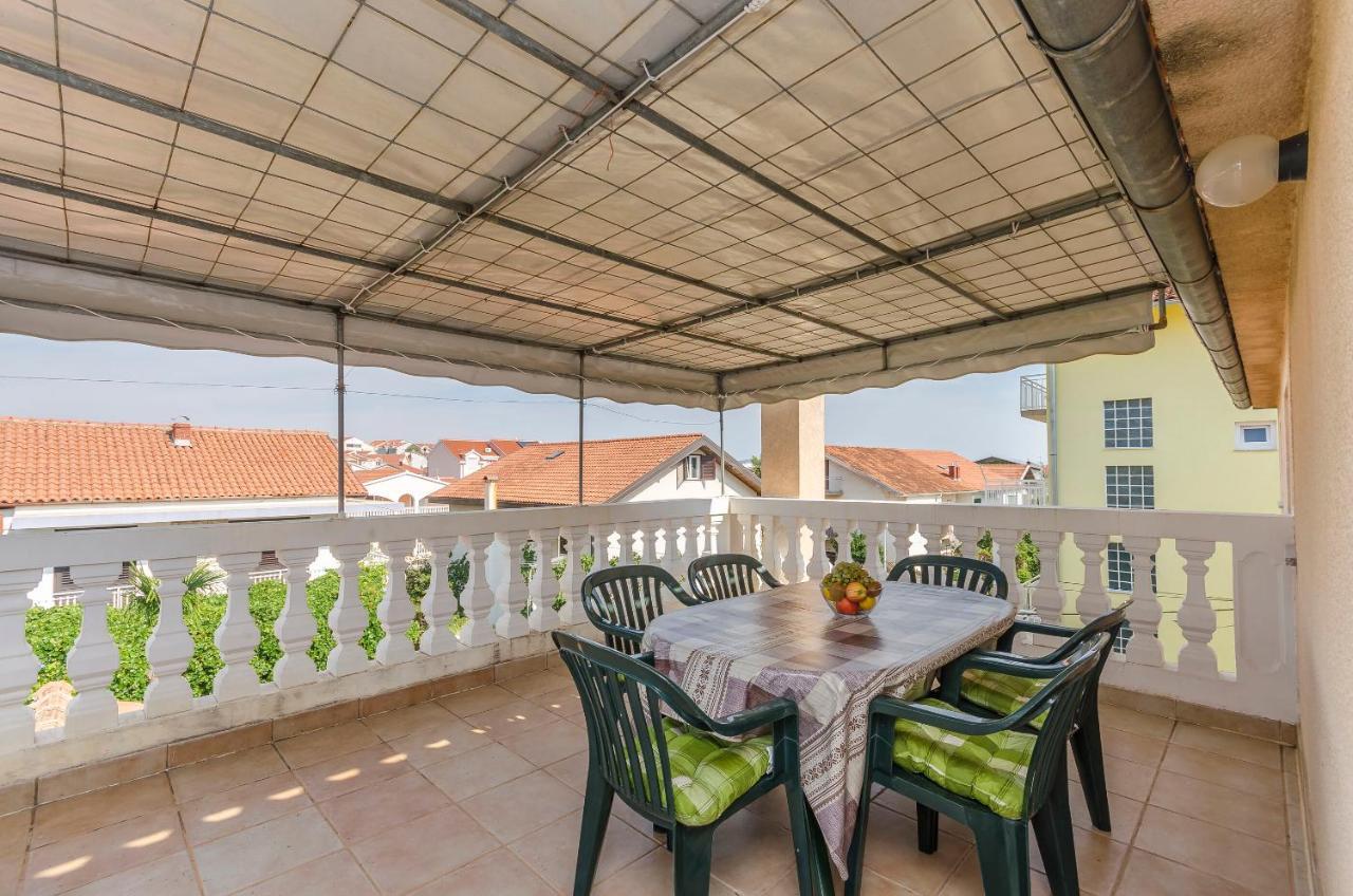 Apartments Mira I Vodice Ngoại thất bức ảnh