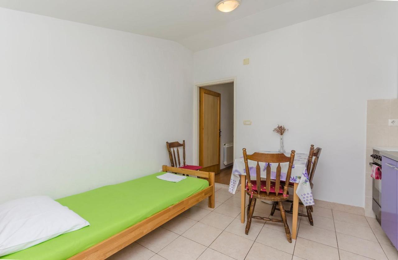 Apartments Mira I Vodice Ngoại thất bức ảnh