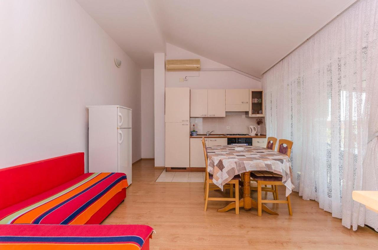 Apartments Mira I Vodice Ngoại thất bức ảnh